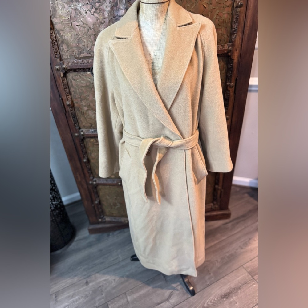 Intrend Elegant Tan Belted Coat 12